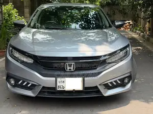 হোন্ডা সিভিক ইএক্স সেডান ২০১৮ সিলভার