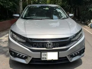 Honda Civic EX Sedan 2018 Silver