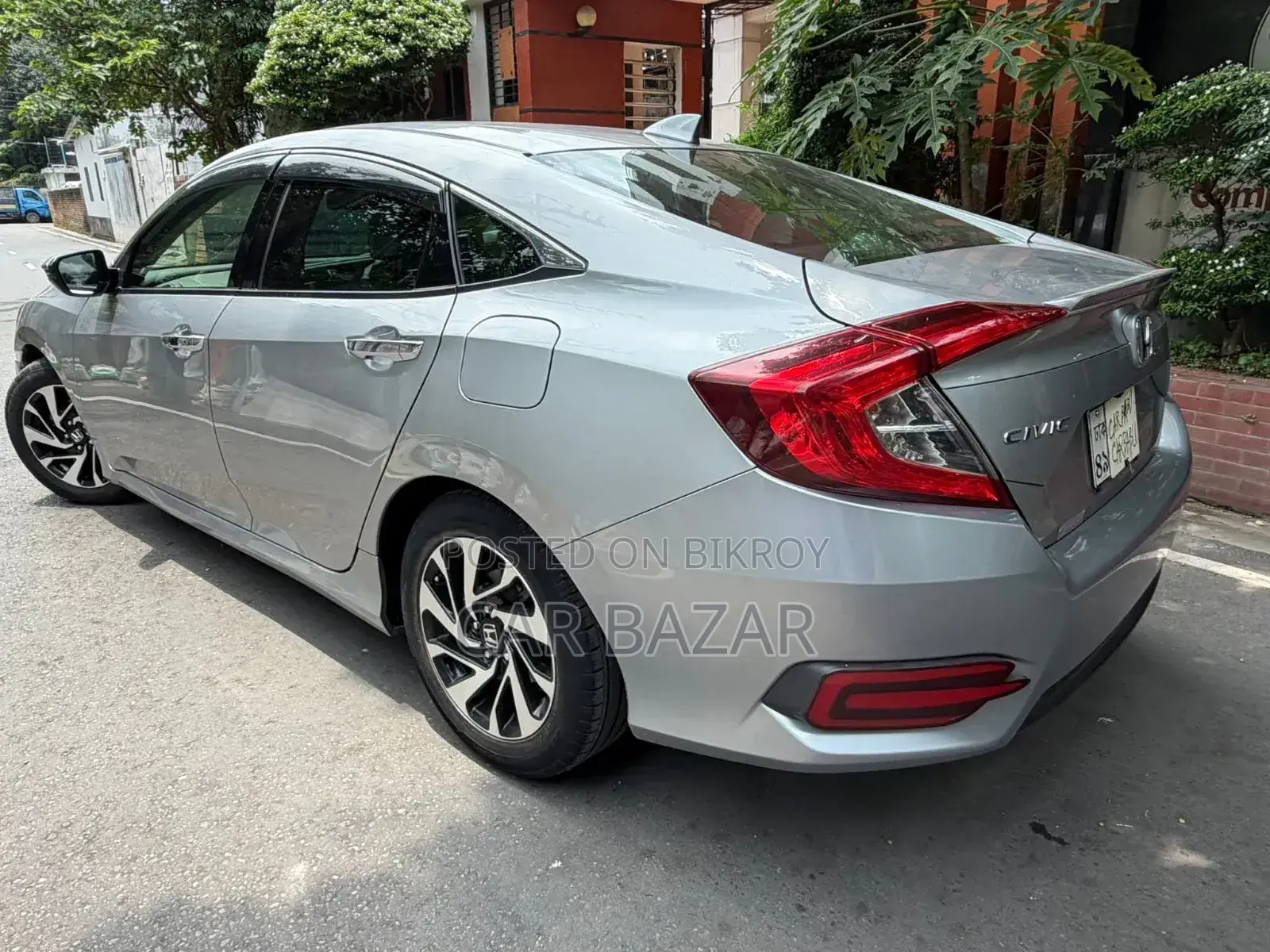 Honda Civic EX Sedan 2018 Silver