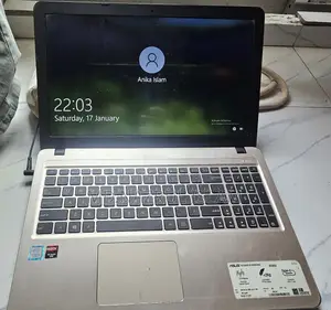 Laptop Asus X540LA 4GB Intel Core I5 HDD 1T