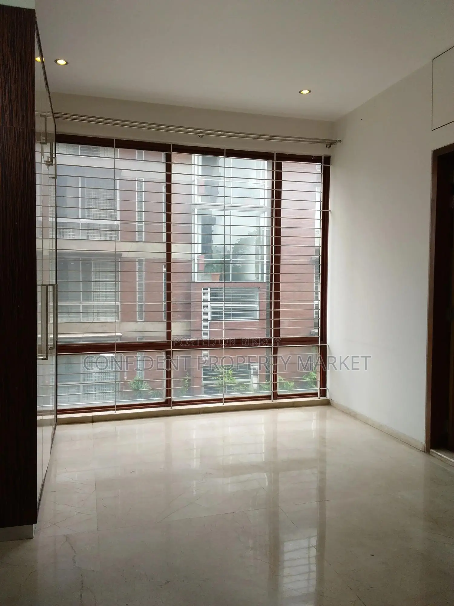 4bdrm Apartment in Baridhara for Rent