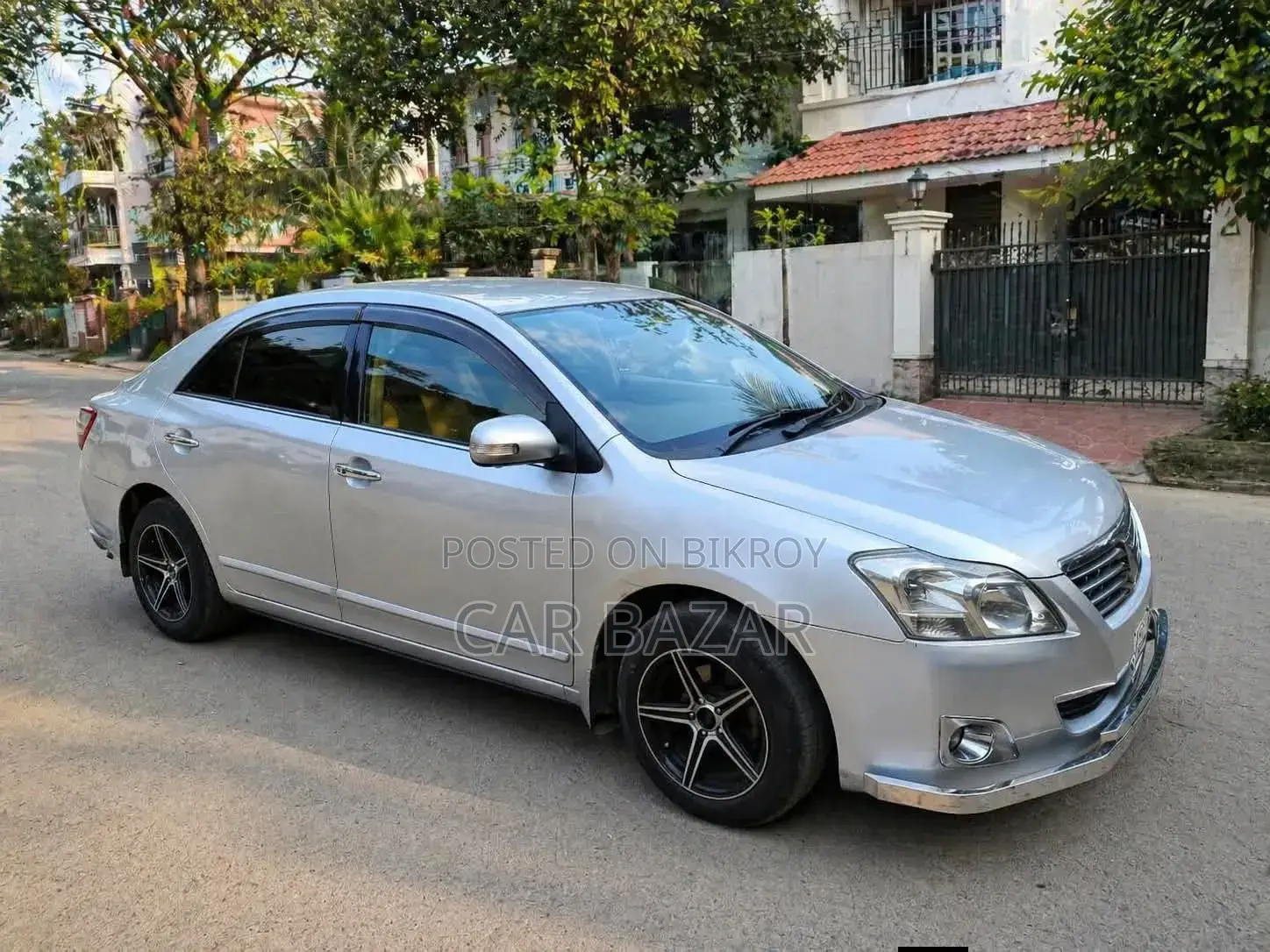 Toyota Premio 1.5 Front Wheel Drive 2011 Silver