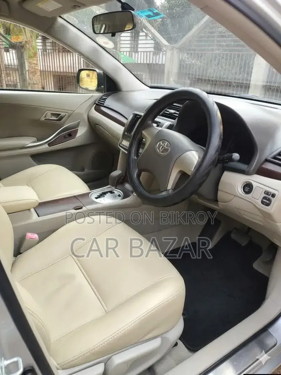 Toyota Premio 1.5 Front Wheel Drive 2011 Silver