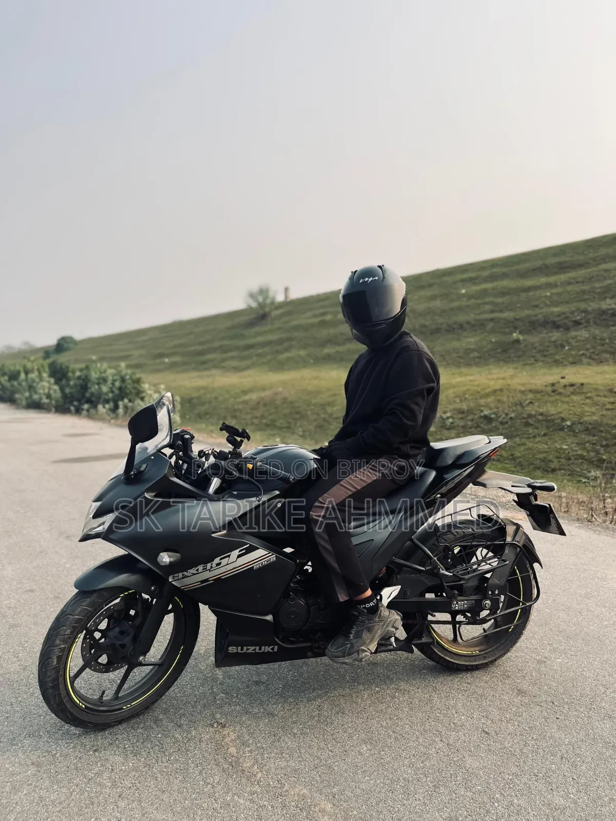 Suzuki Gixxer SF FI 2024 Black