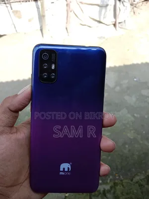 Mione 8 GB Blue
