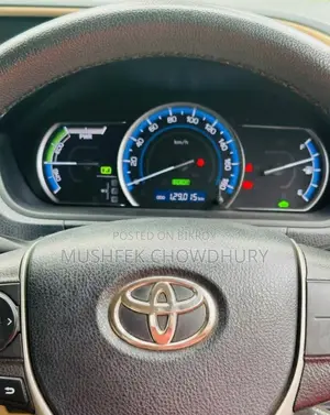 Toyota Noah 1.8 FWD Hybrid (7 Seater) 2014 Pearl