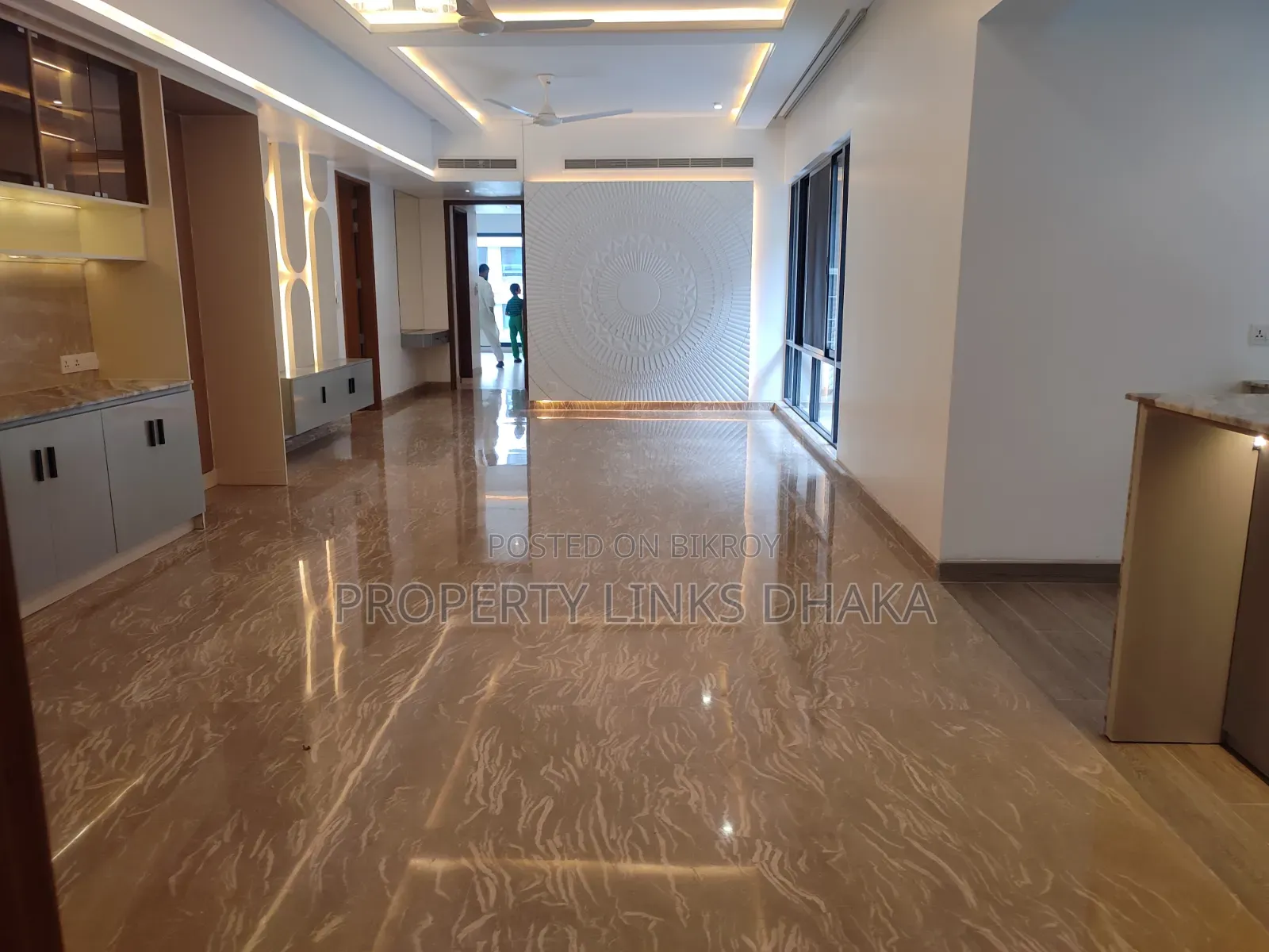 Furnished 4bdrm Apartment in Gulshan for Rent