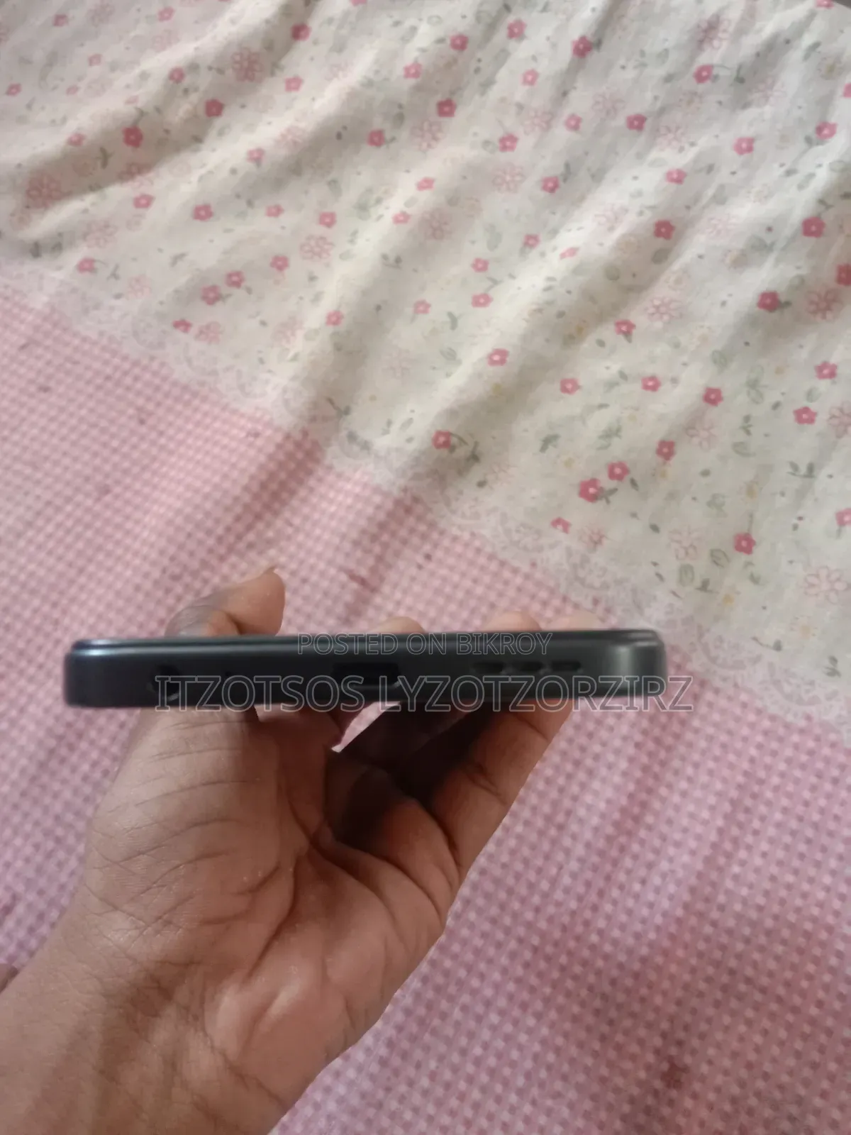 O2 Cosmo Black