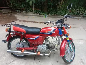 Honda CB 1997 Red
