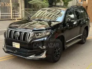 Toyota Land Cruiser Prado 2.7 2017 Black