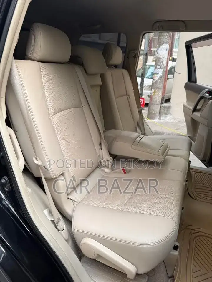 Toyota Land Cruiser Prado 2.7 2017 Black