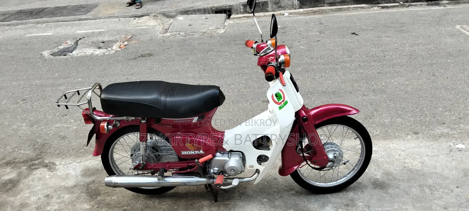 Honda 1999 Red