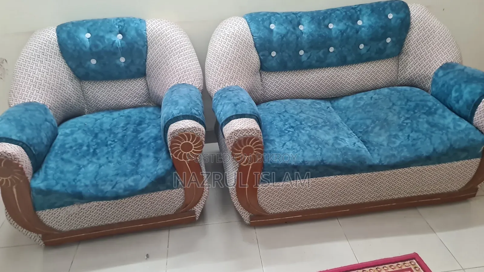 Sofa set like new.