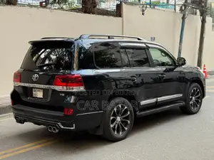 Toyota Land Cruiser 4.5 V8 VXR 2015 কালো