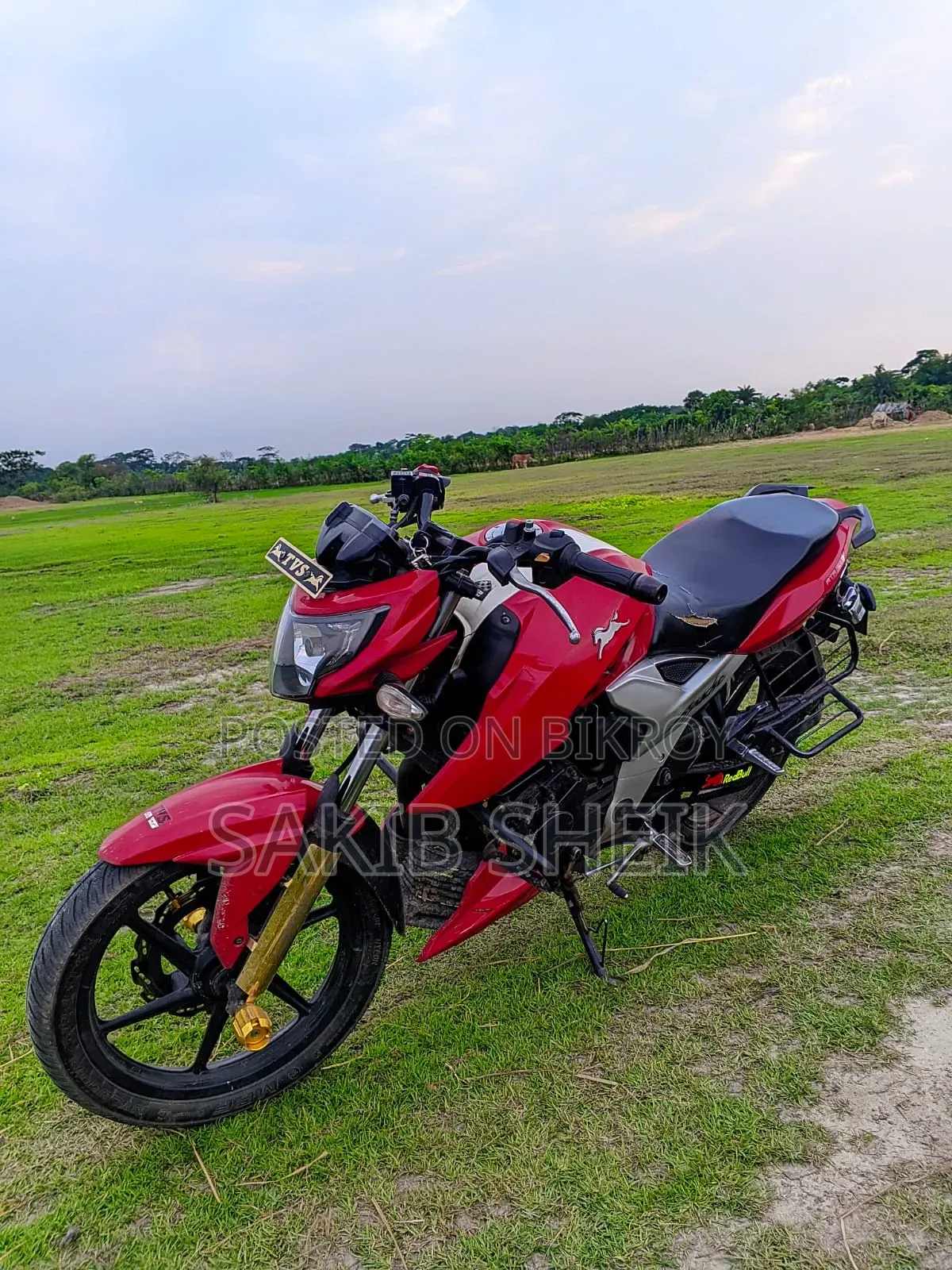 TVS Apache RTR 160 4V 2022 Red