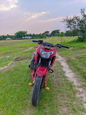 TVS Apache RTR 160 4V 2022 Red