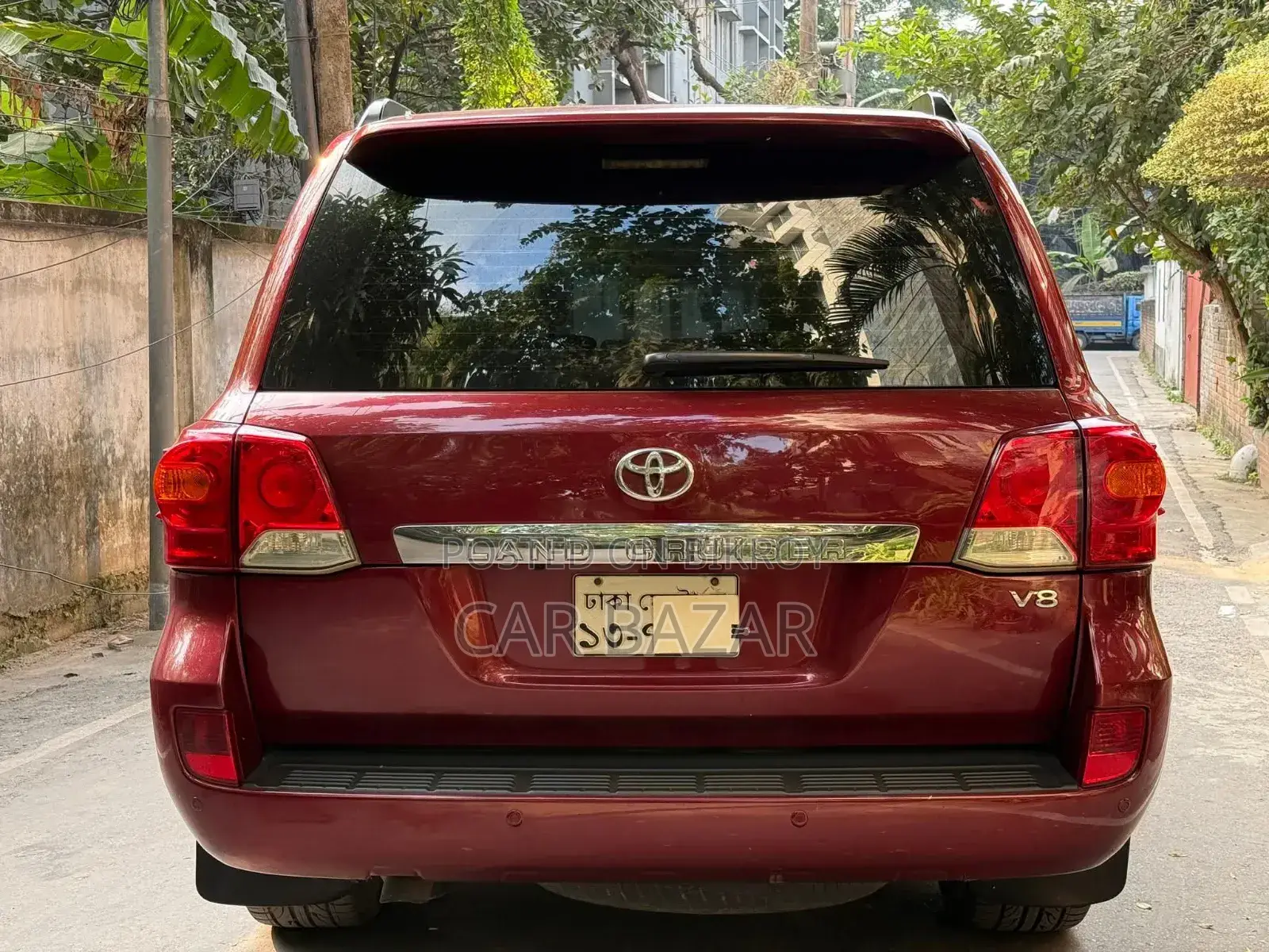 Toyota Land Cruiser 4.5 V8 VXR 2012 Maroon