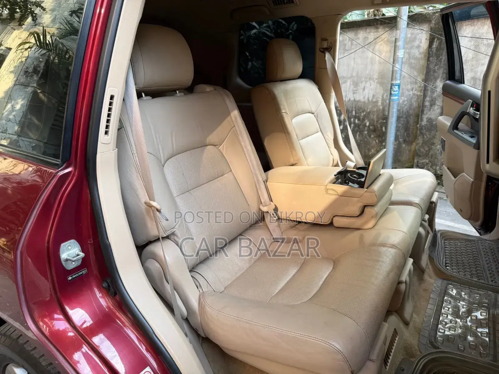 Toyota Land Cruiser 4.5 V8 VXR 2012 Maroon