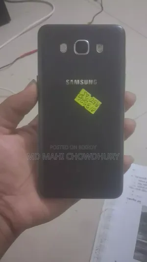 Samsung Galaxy J7 16 GB Black
