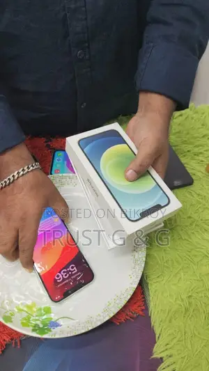 Apple iPhone 12 128 GB White