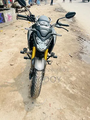 Honda Hornet 2025 Black