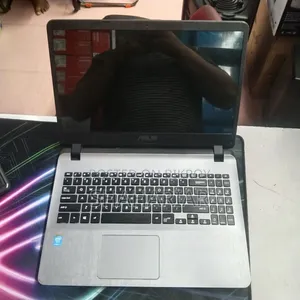 Laptop Asus X501U 4GB Intel Core I3 HDD 1T