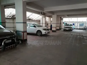 3bdrm Apartment in Usufzai Cottage, Mohammadpur for rent