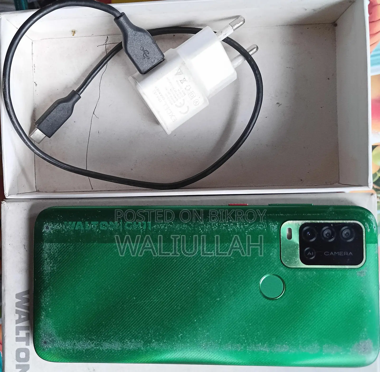Walton 32 GB Green