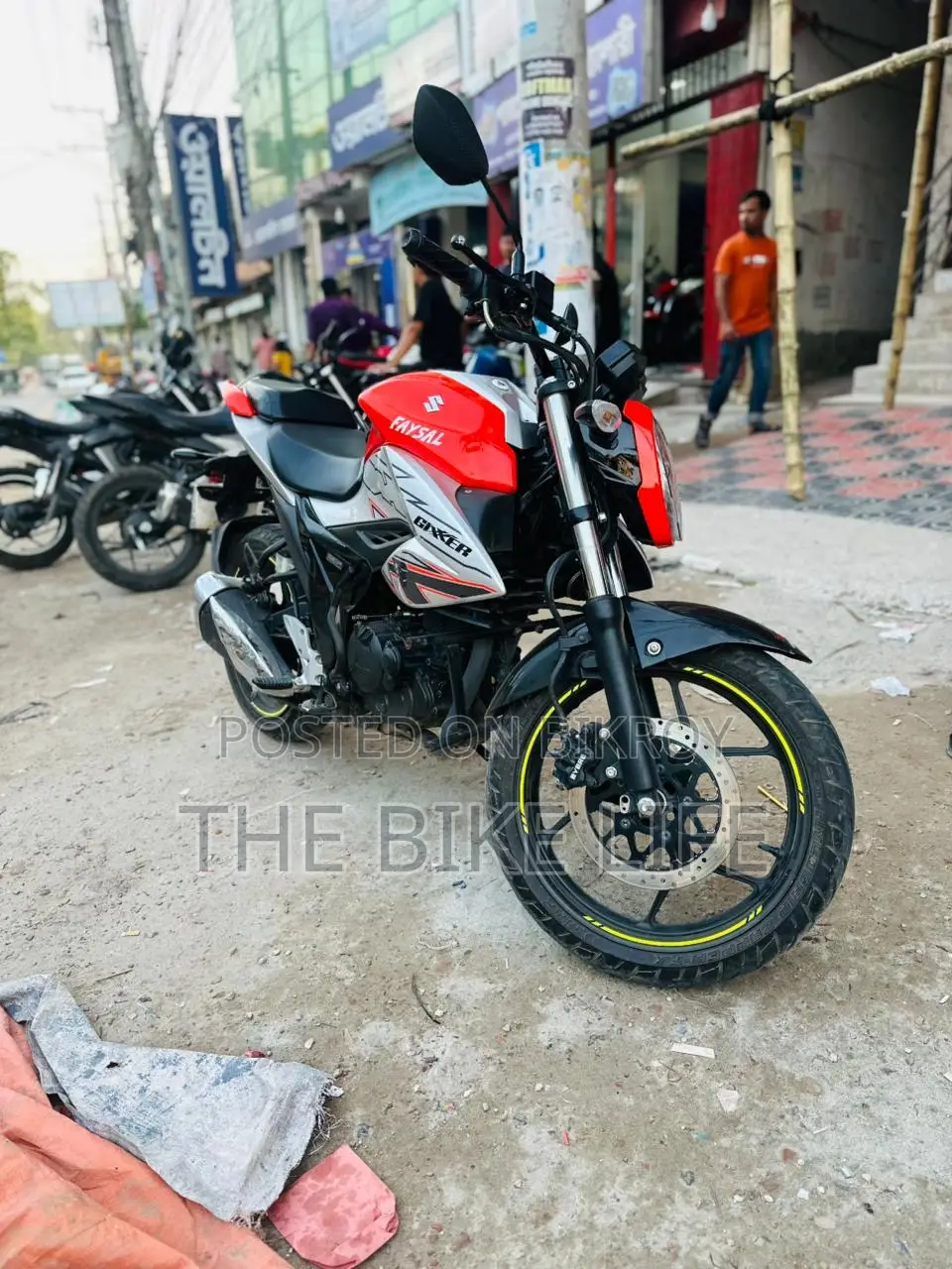 Suzuki 2025 Orange