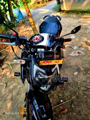 TVS Apache RTR 160 4V 2022 Black