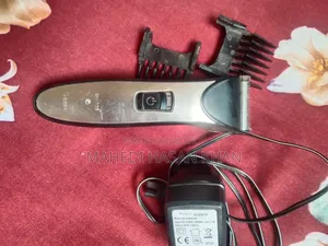 ট্রিমার চুল কাটার মেশিন