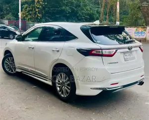 Toyota Harrier 2.0 2019 Pearl