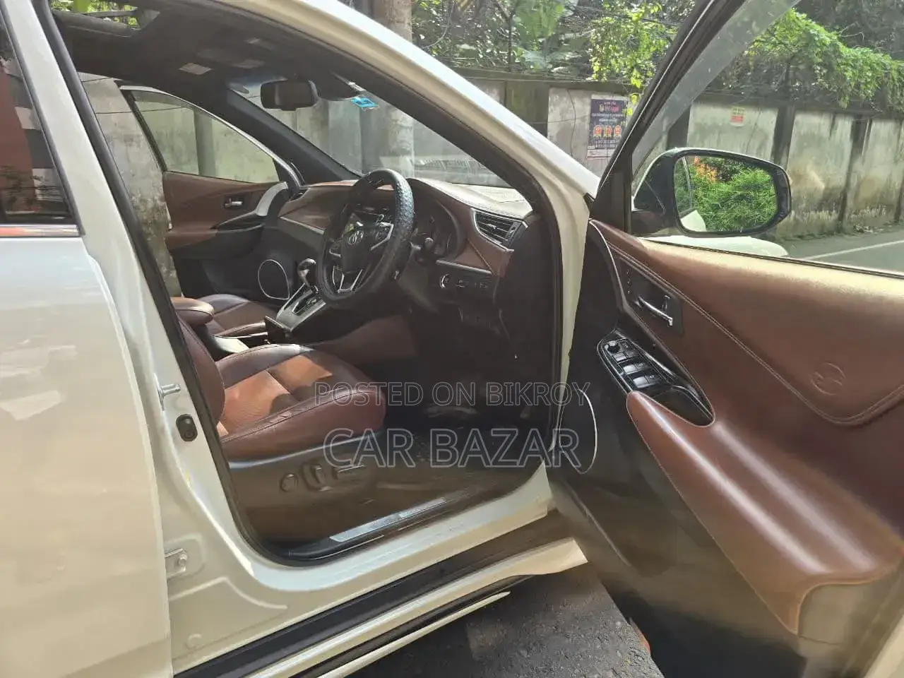 Toyota Harrier 2.0 2019 Pearl