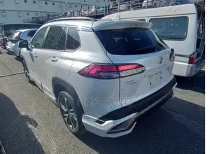 Toyota Corolla Cross 2024 Pearl