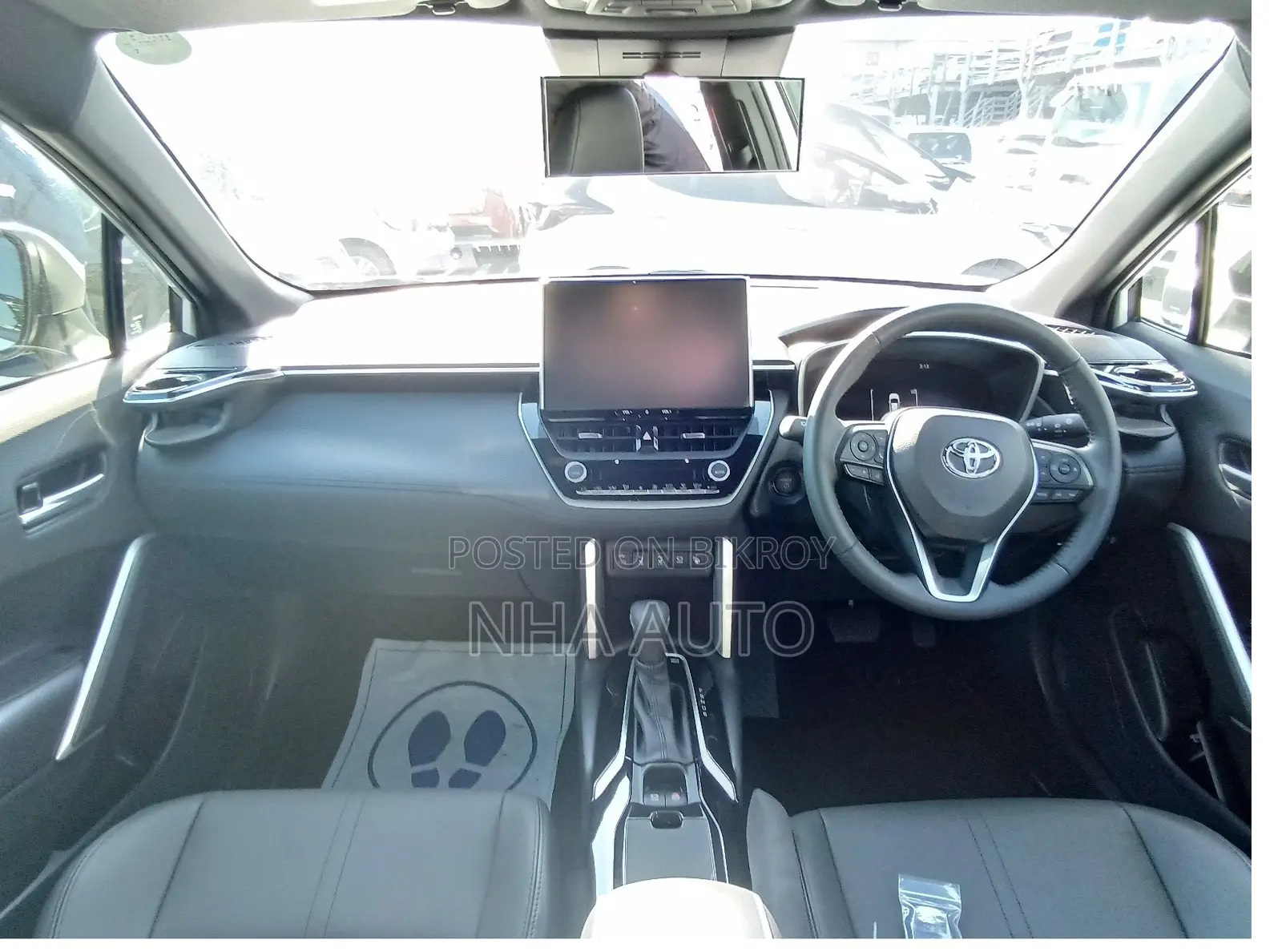 Toyota Corolla Cross 2024 Pearl