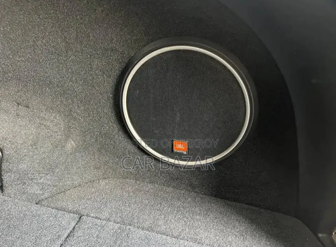 Toyota Harrier 2.0 2019 Pearl