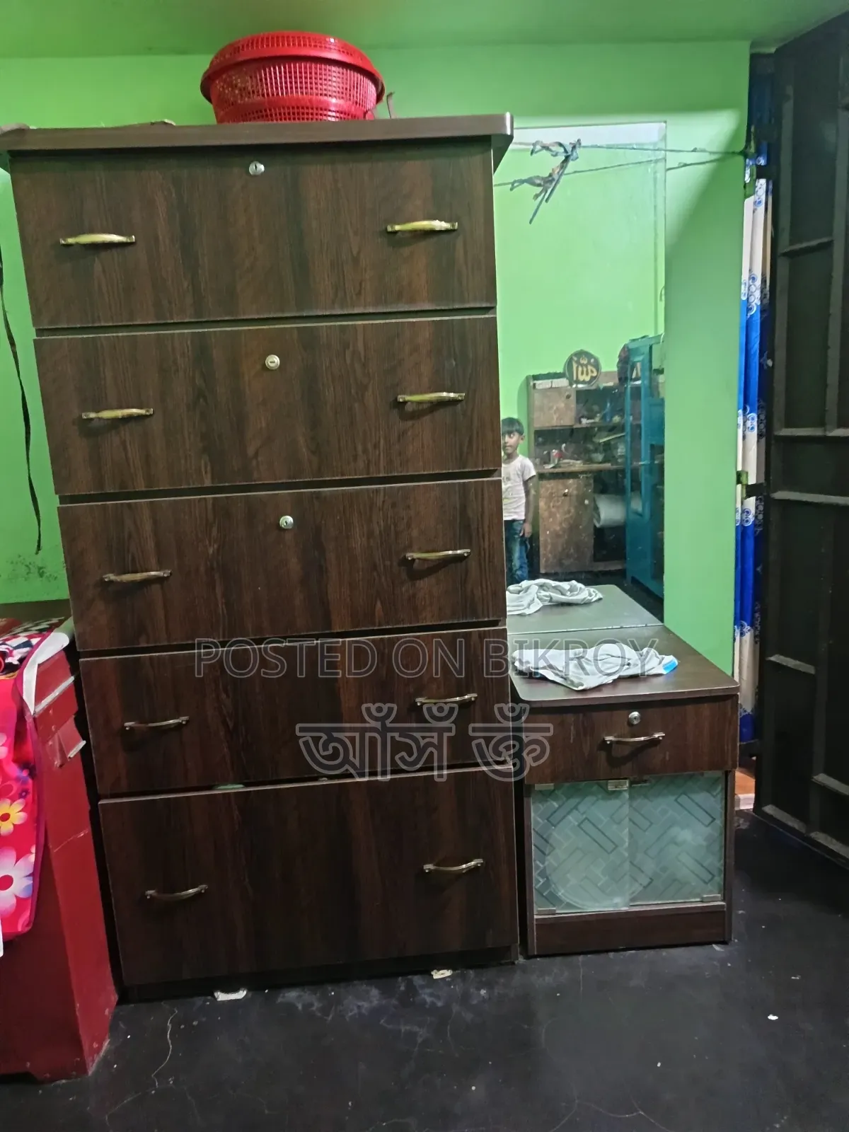 Wardrobe and Side Dressing Table