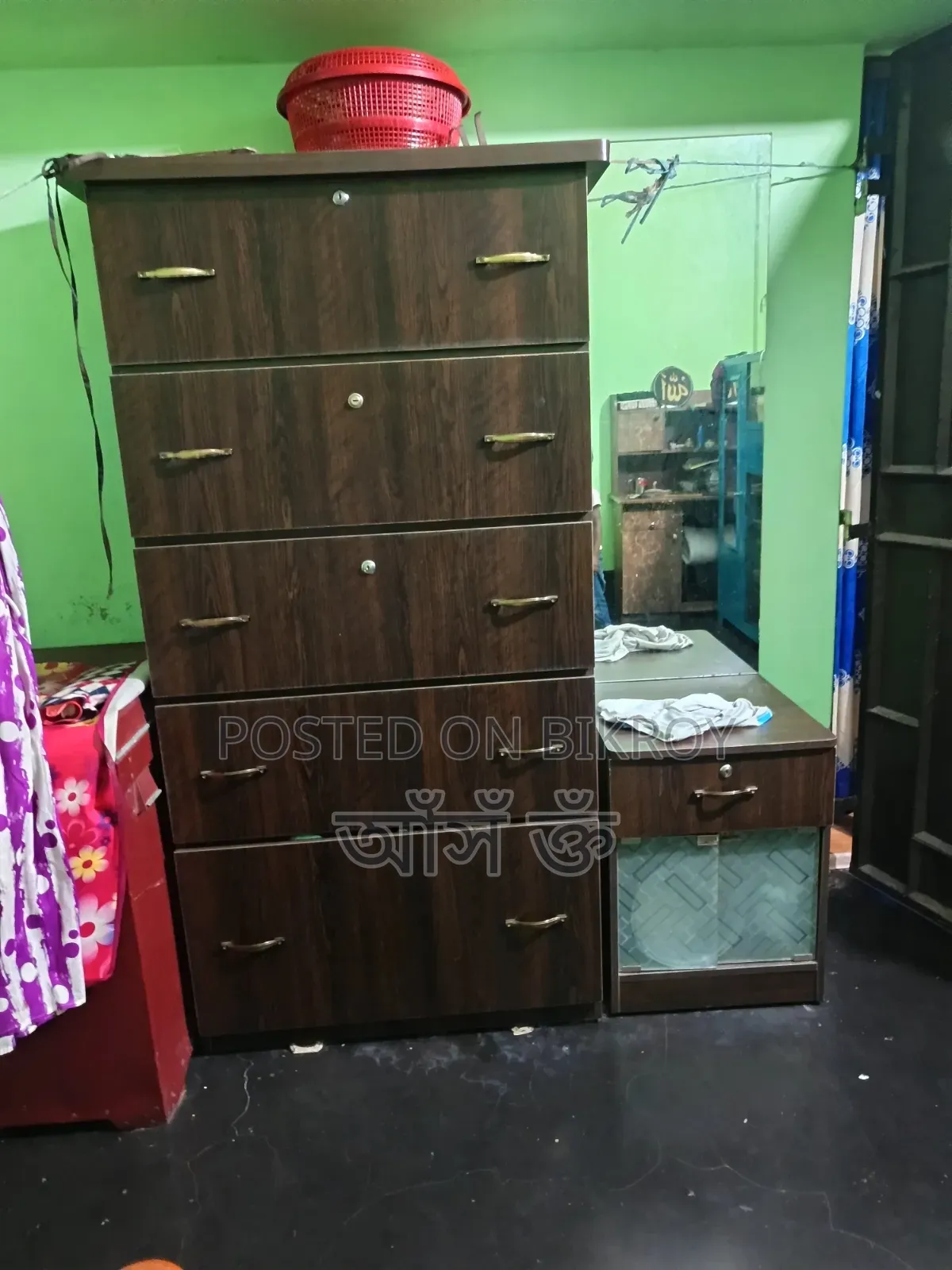Wardrobe and Side Dressing Table