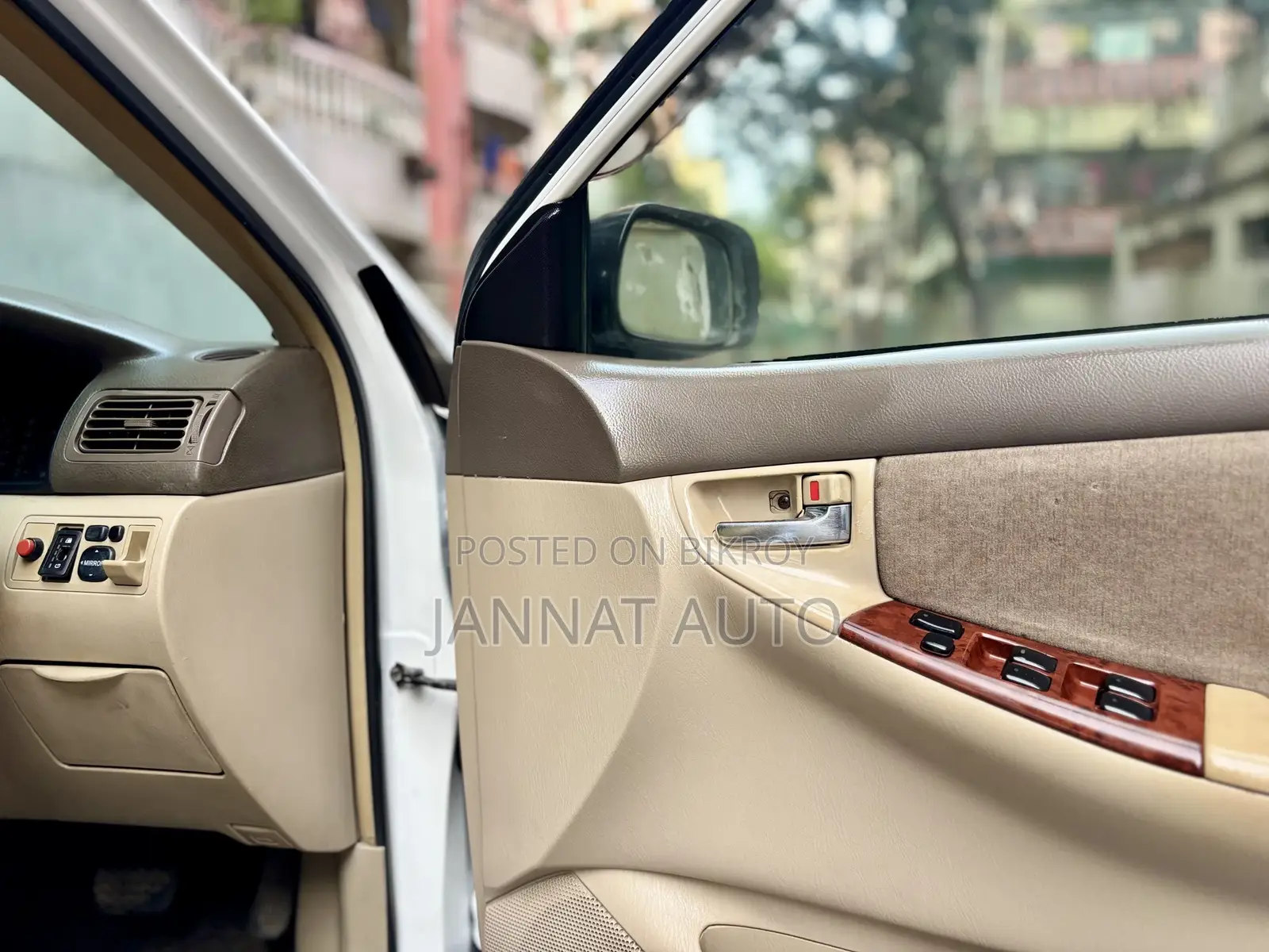 Toyota Corolla Sedan 2003 White