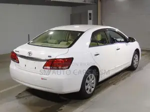 Toyota Premio 1.5 FWD 2020 Pearl