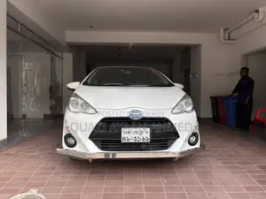 Toyota Aqua 2017 White