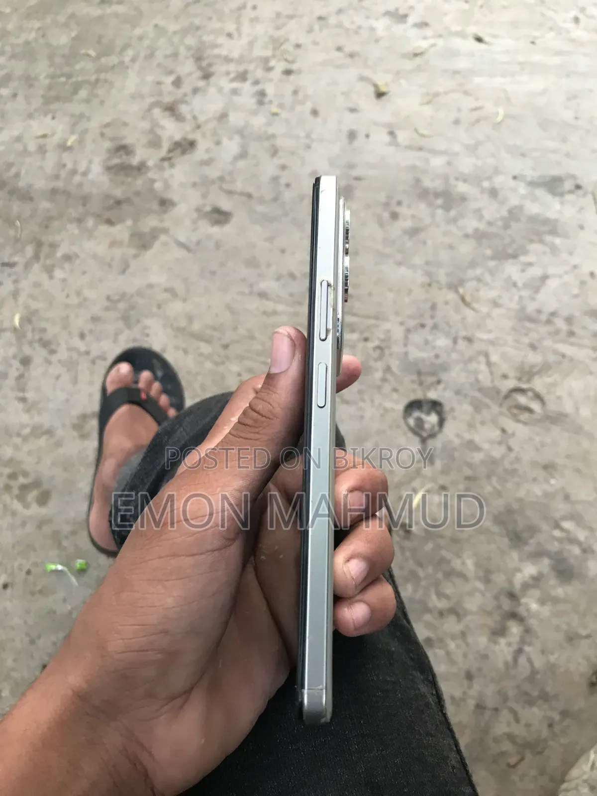 Vivo iQOO Z10x 128 GB Silver