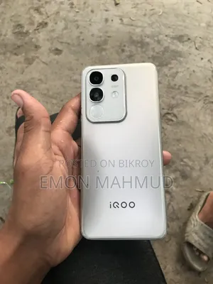 Vivo iQOO Z10x 128 GB Silver
