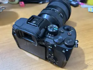 Sony A7 IV Full Frame, Sigma 24-70mm 2.8 DG Lens