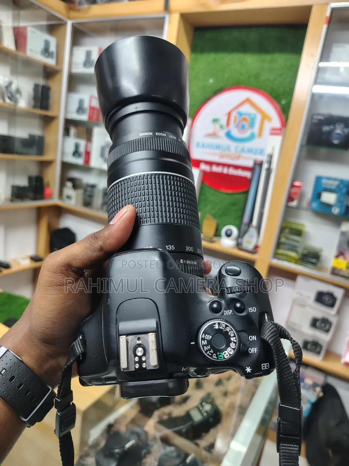 Eid Offer: Canon 600d With 75-300 Zoom Lens in Excellent Condition