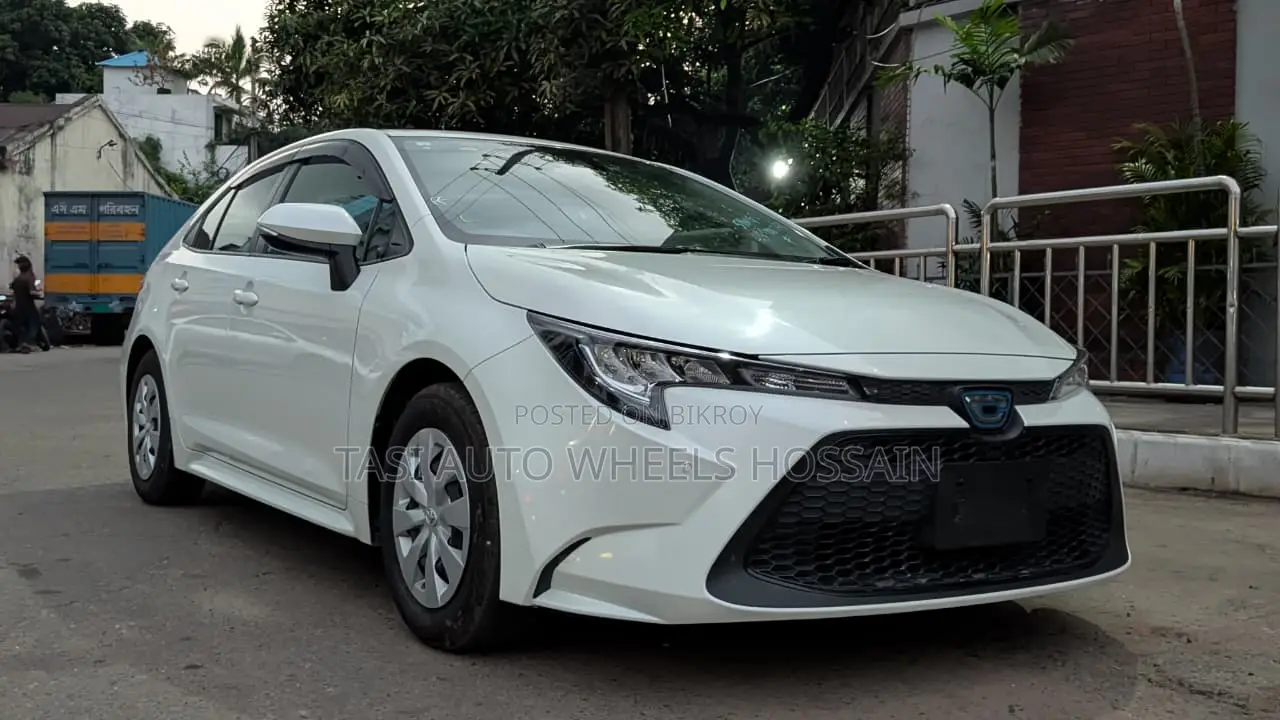Toyota Corolla APEX SE 2021 Pearl