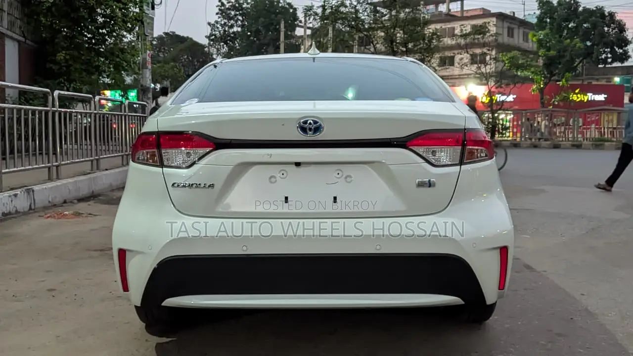 Toyota Corolla APEX SE 2021 Pearl