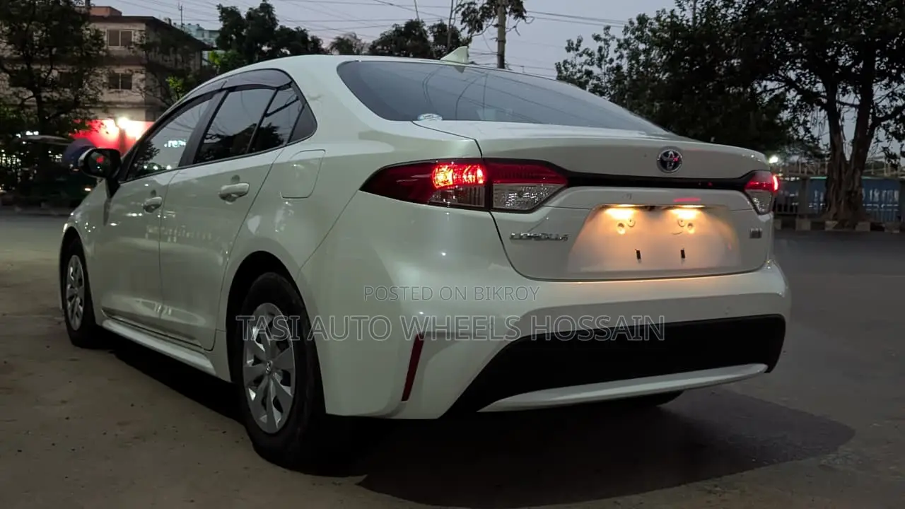 Toyota Corolla APEX SE 2021 Pearl