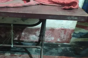 Selling Table