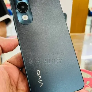 New Vivo Y04 128 GB Green